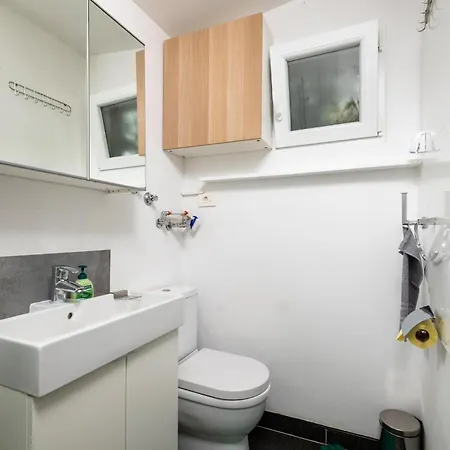 Stunning In With Wifi Holiday home